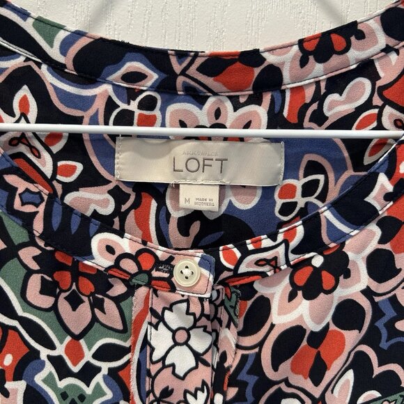 Loft Women’s Multicolor Floral Sleeveless Button Detail Front Top - Picture 4 of 7